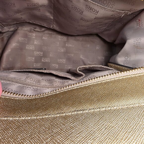 Michael Kors Dillon Large Satchel Champagne Gold Saffiano Leather - Picture 7 of 9